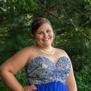 Meet your Posher, Emily